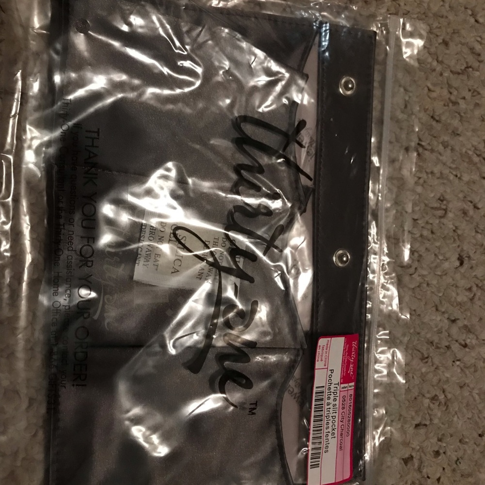 Thirty-one Triple Slit Pocket